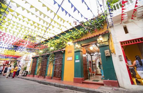 Cartagena Walled City Hotel | Hotel La Casona de Getsemani