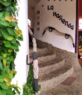 Kupang Hotel | Hotel La Hasienda