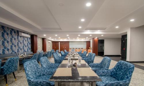 Sector 70 Hotel | Hotel La Mirage