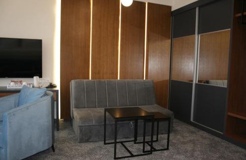 Srebrenik Hotel | Hotel La More