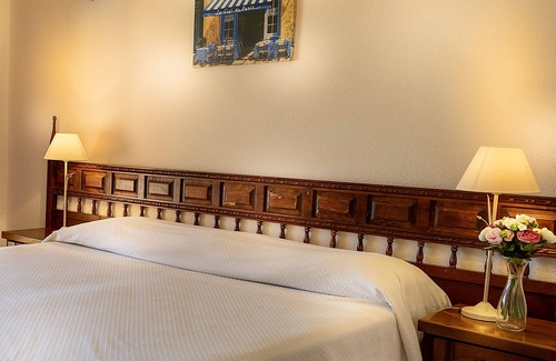 Cote d'Azur- French Riviera Hotel | Hotel La Romarine