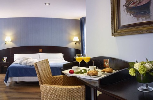 Aviles Hotel | Hotel La Serrana