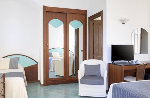 Torre di Bari Hotel | Hotel La Torre