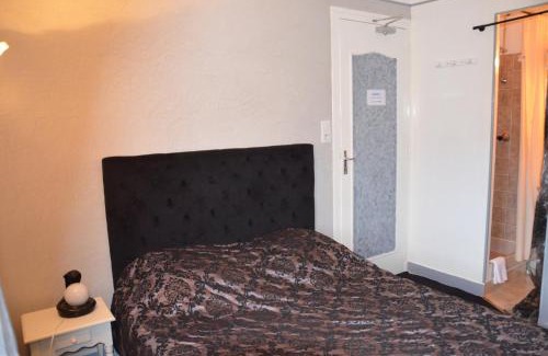 Sully-sur-Loire Hotel | Hotel La Tour