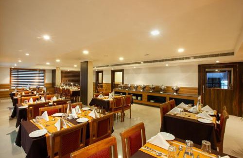 Kochi Hotel | Hotel Laals Inn Grand By Jesway Hotels and Resorts