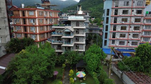 Pokhara Hotel | Hotel Lake Place