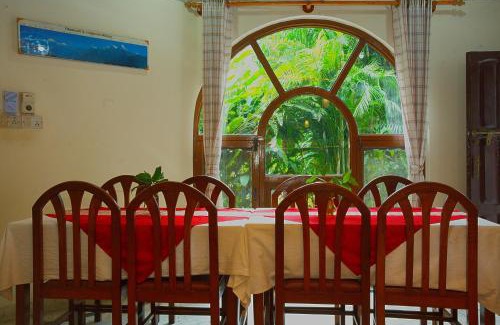 Pokhara Hotel | Hotel Lake Place