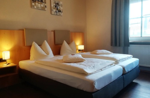 Oberstimm Hotel | Hotel Landgasthof Euringer