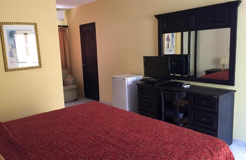 San Francisco de Macoris Hotel | Hotel Las Caobas