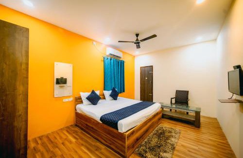 Rasulgarh Hotel | Hotel Laughing Buddha