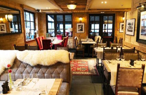 Les Praz-de-Chamonix Hotel | Hotel Le Castel