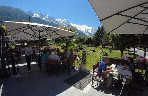 Les Praz-de-Chamonix Hotel | Hotel Le Castel