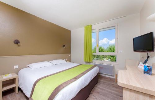 Sarcey Hotel | Hotel Le Chatard