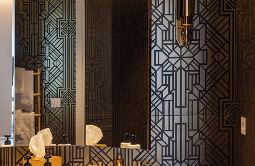 Les Restanques Hotel | HOTEL LE CHATEAU ROSE