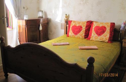 Neuville House | Hotel Le Commerce