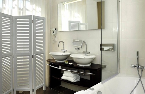 Cloyes-sur-le-Loir Hotel | Hotel Le Saint Jacques