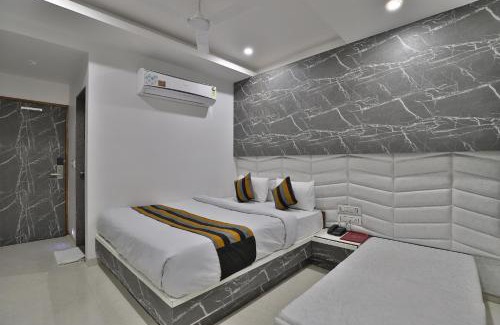Surat Hotel | HOTEL LE GRAND
