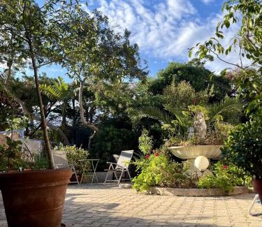 Theoule-Superieur Hotel | Hotel Le Patio