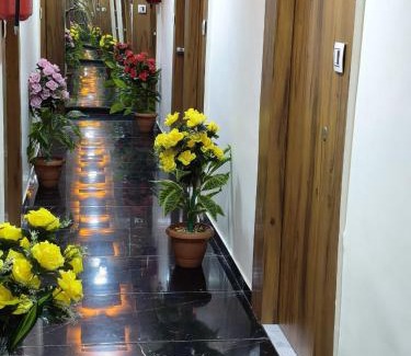 Chandlodiya House | Hotel Lemon Gota
