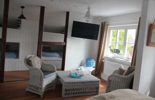 Travemuende Bed & Breakfast | Hotel Lili Marleen