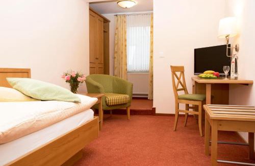 Eversberg Hotel | Hotel Lindenhof