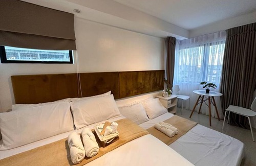 Mabolo Apartment | Hotel living ,The Persimmon Suites 2-4pax (1830)