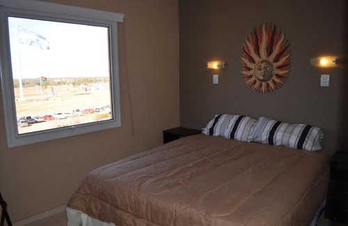Frias Hotel | Hotel Llota Queens en Frias