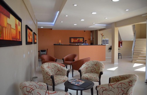 Frias Hotel | Hotel Llota Queens en Frias