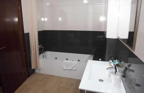 Chirivel Hotel | Hotel Lorenzo