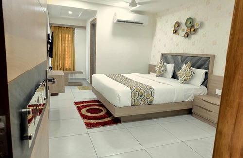 Vallabh Vidhyanagar Hotel | Hotel Lotus