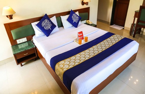 Meera Nagar Hotel | Hotel Lotus