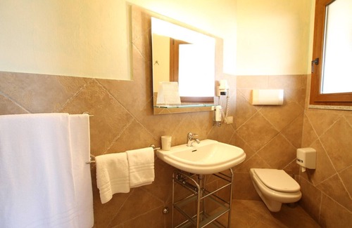 Monte Petrosu Hotel | Hotel Lu Pitrali