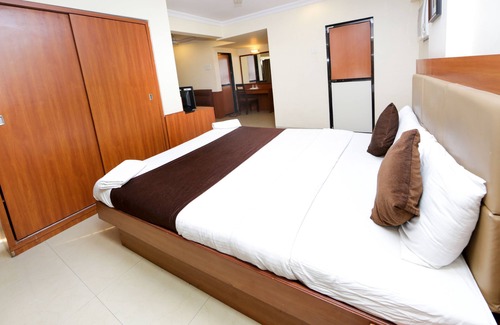 Malad East Hotel | Hotel Lucky Goregaon