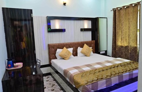 Sarnath Hotel | Hotel Lumbini International By GRB