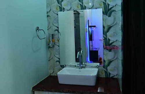 Sarnath Hotel | Hotel Lumbini International By GRB