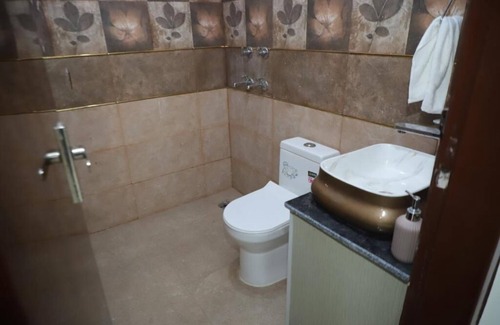 Bahadurgarh Hotel | Hotel Lyf Suites - bahadurgarh