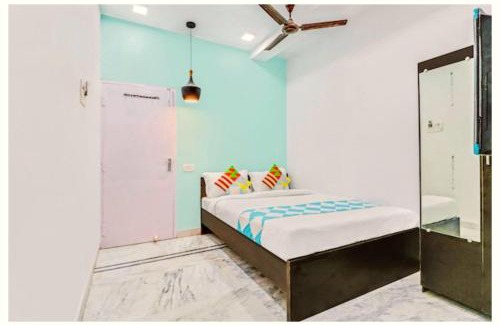 Kolkata Hotel | Hotel M!M Howrah Maidan Home Stay Kolkata near Howrah Railway Station - Free Wi-Fi-Lift & Parking Facilities - Fully Air Conditioning Rooms - best hotel howrah