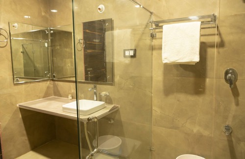 Kota Hotel | Hotel M3 (A unit of Hotel Galaxy Inn)