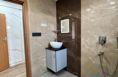 Kakinada Hotel | HOTEL MADHAVA RESIDENCY