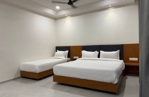 Somnath Hotel | Hotel Madhukta Inn