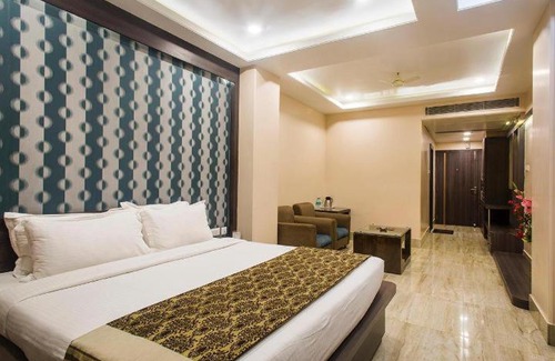 Kakarmatha Hotel | Hotel Madhuvan Palace