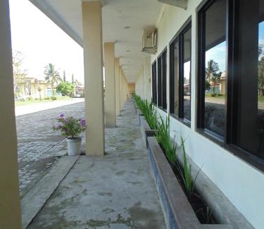Mukomuko Hotel | Hotel Madiyara