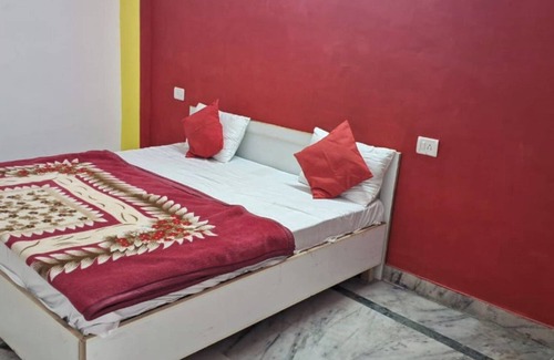 Sector 18 Hotel | Hotel Maharaja Noida