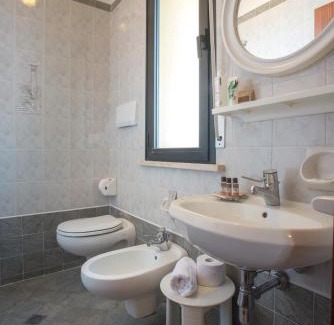 Misano Adriatico Hotel | Hotel Maioli B&B