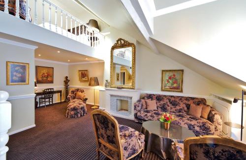 Chatelain Hotel | Hotel Manos Premier