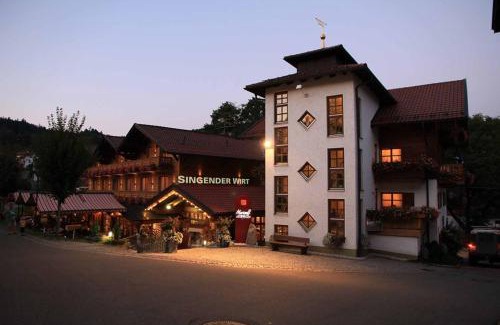 Elisabethszell Hotel | Hotel Mariandl - Singender Wirt