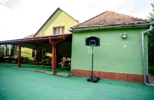 Dumbraveni Hotel | HOTEL MARION POIANA