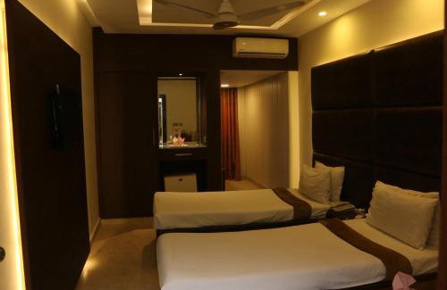 Gulberg Hotel | Hotel Mayfair