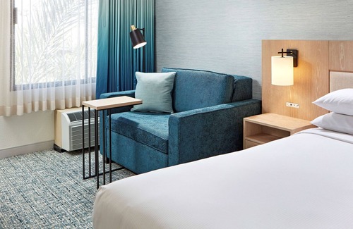 Del Rey Hotel | Hotel MDR Marina del Rey - a DoubleTree by Hilton