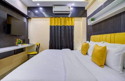 Koramangala Cabin | Hotel Meet Me At